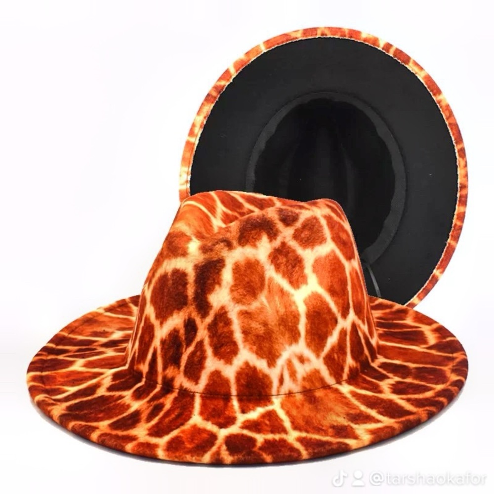 Giraffe Print Fedora
Unisex
